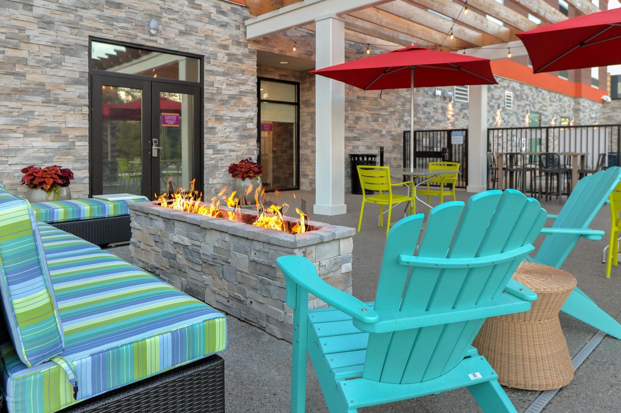 Home2 Suites By Hilton Alcoa Knoxville Airport Exterior foto